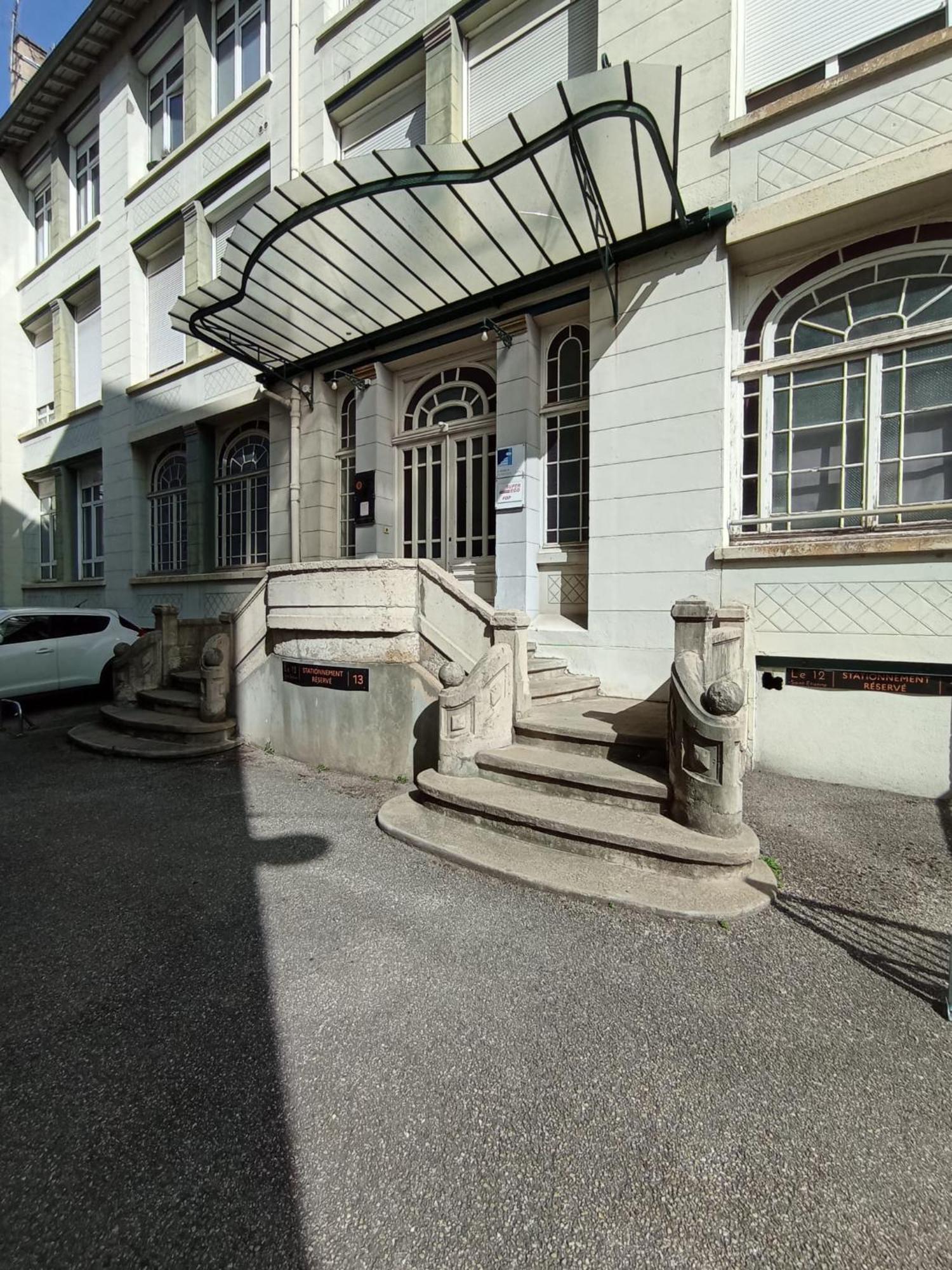 Appartamento Le 12 Wifi Neuf App 01 Saint-Etienne  Esterno foto